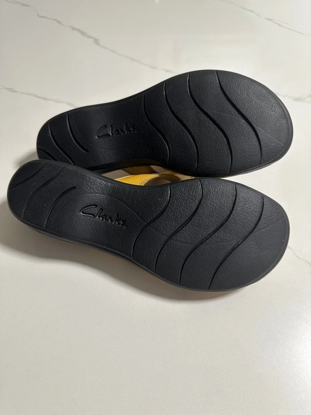 Clarks Collection Sandals - Picture 5 of 10